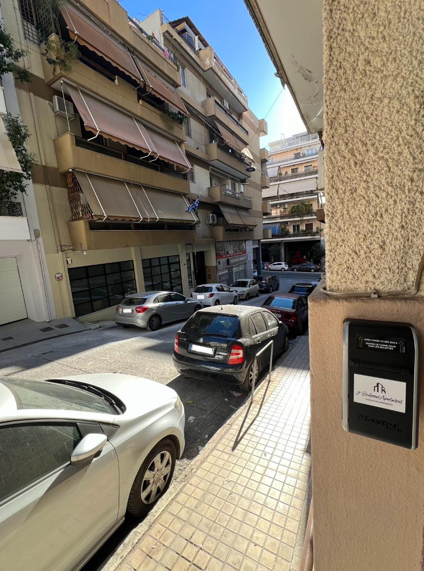 2 Bedroom Apartment Athens - Kallimarmaro Exterior photo